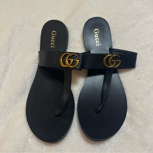 Fashion inspired sandals